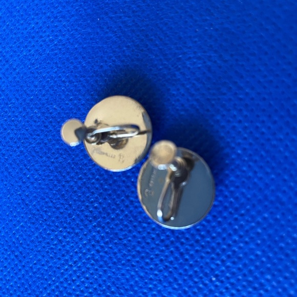 Earrings - Picture 3 of 4